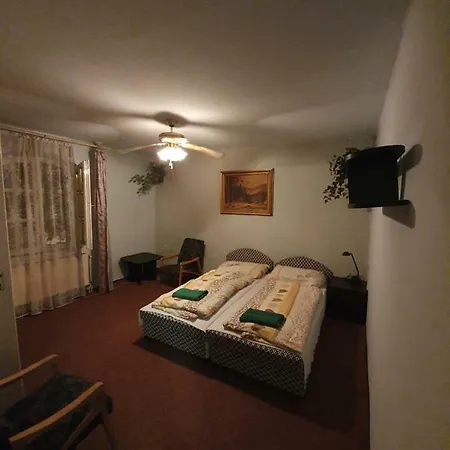 Viki Bed & Breakfast *